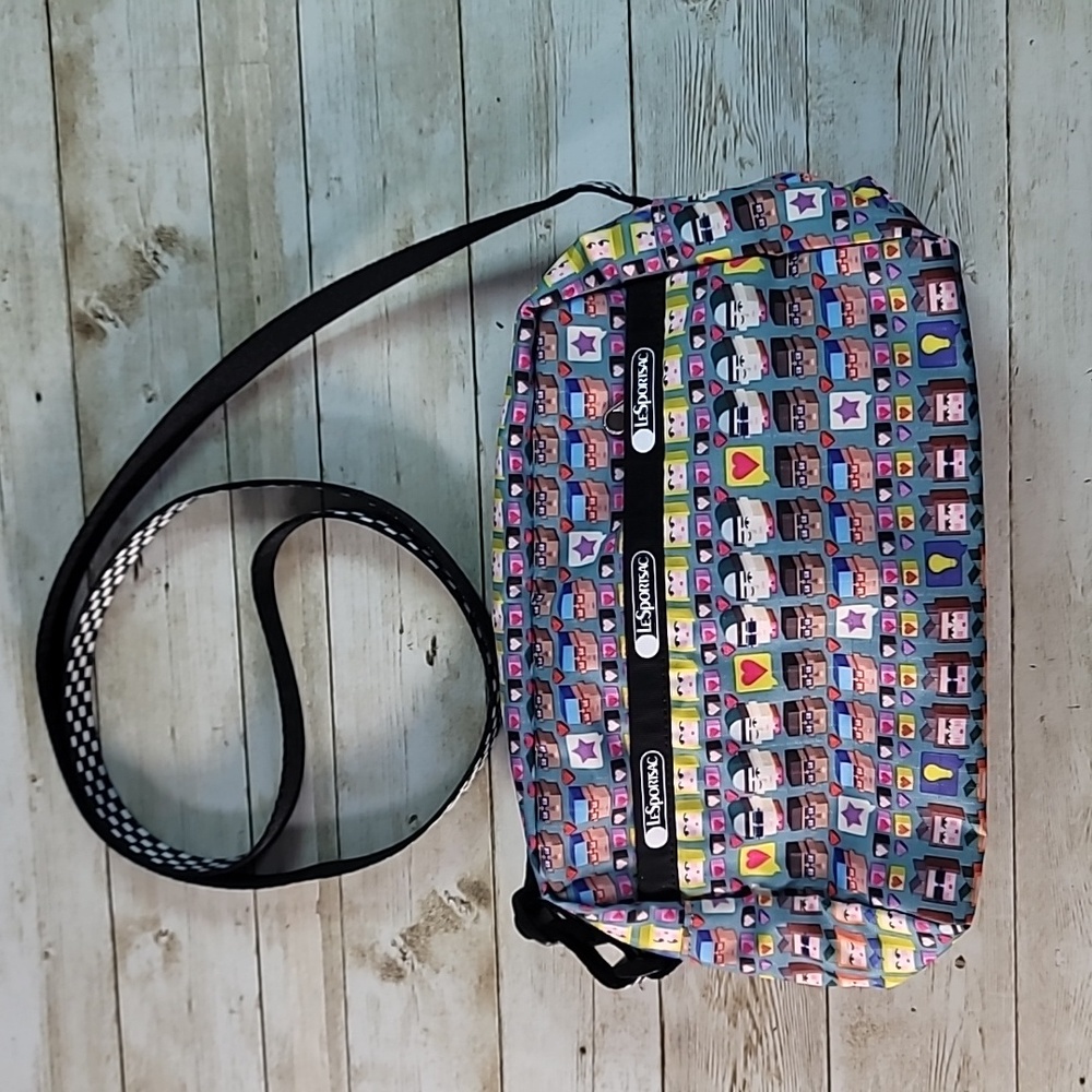 Lesportsac Toomorrow Print Crossbody Purse Bag Pocketbook Cute Colorful Faces